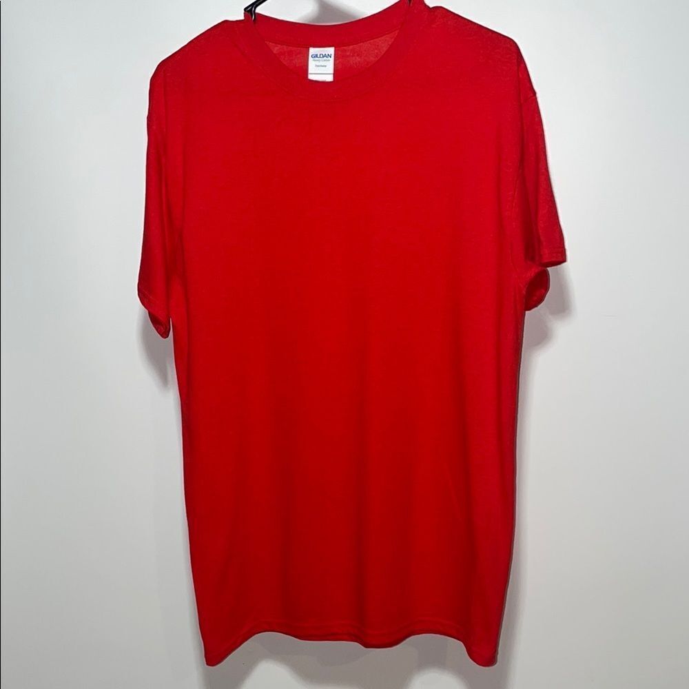 Gildan Red Short Sleeve Tee